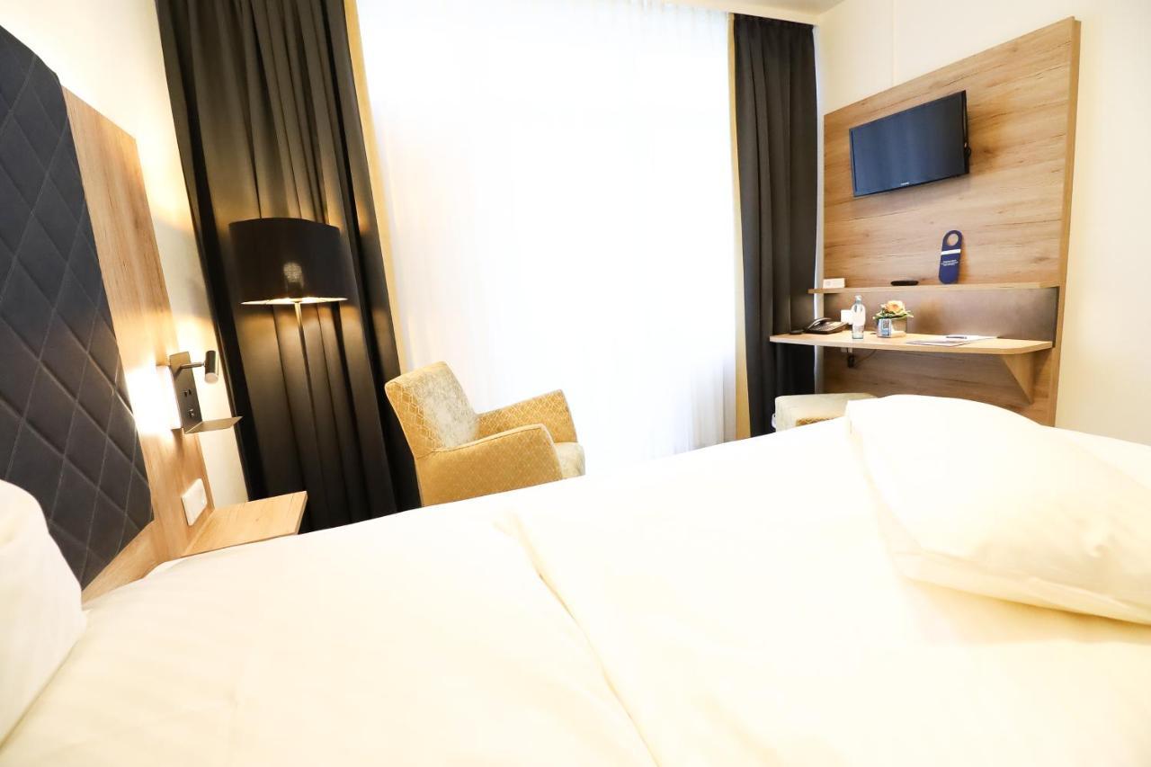 Hotel Wiehen-Therme Hullhorst Eksteriør billede
