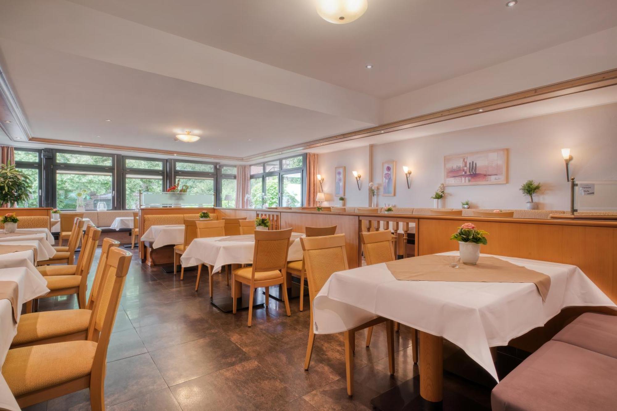 Hotel Wiehen-Therme Hullhorst Eksteriør billede