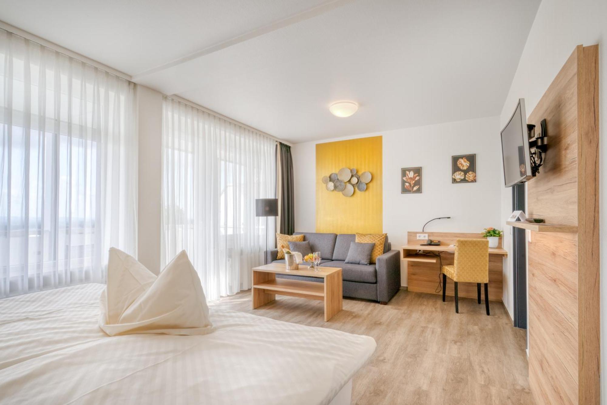 Hotel Wiehen-Therme Hullhorst Eksteriør billede