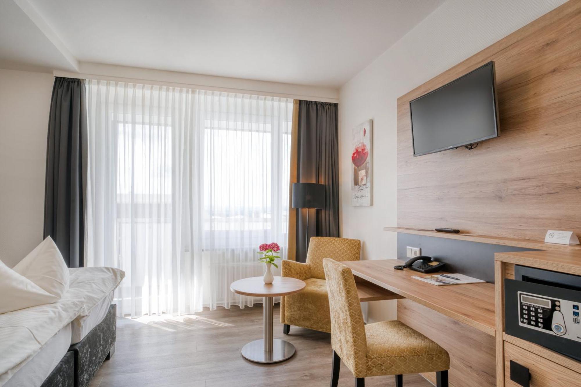 Hotel Wiehen-Therme Hullhorst Eksteriør billede
